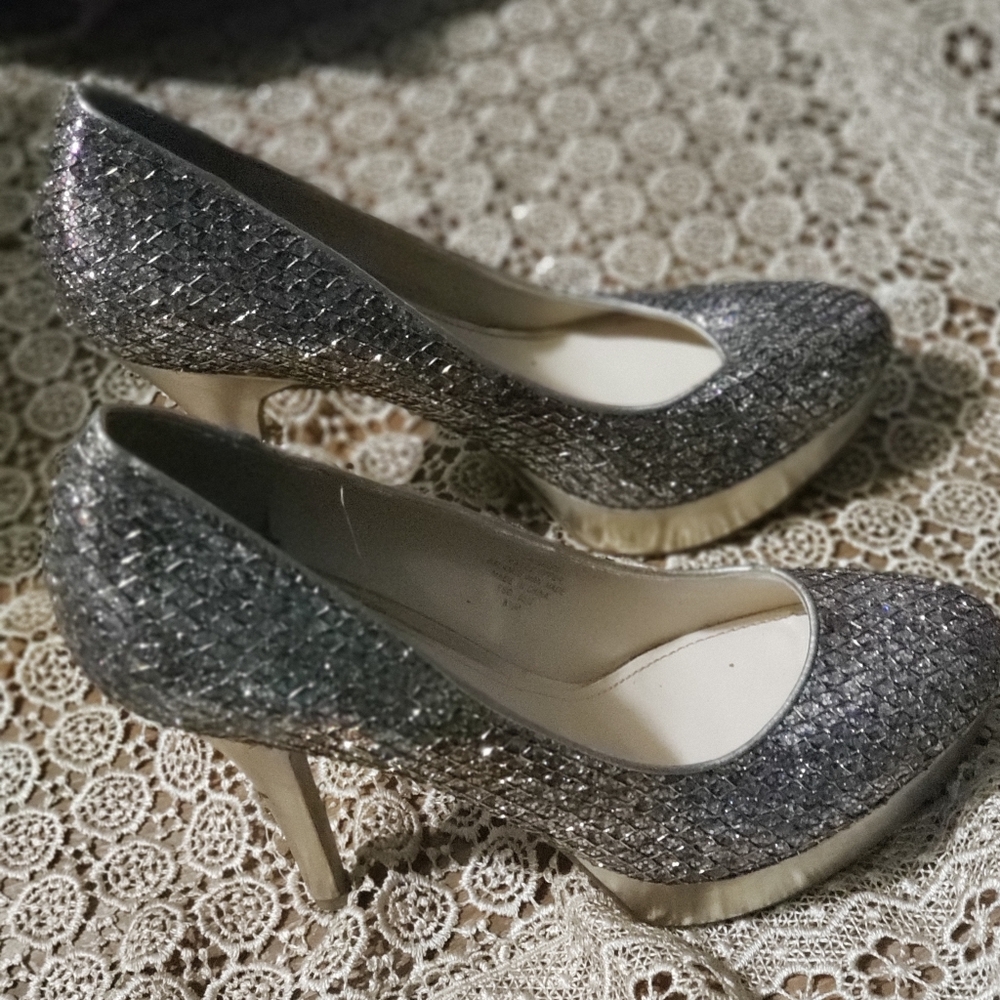 Enzo Angiolini heels